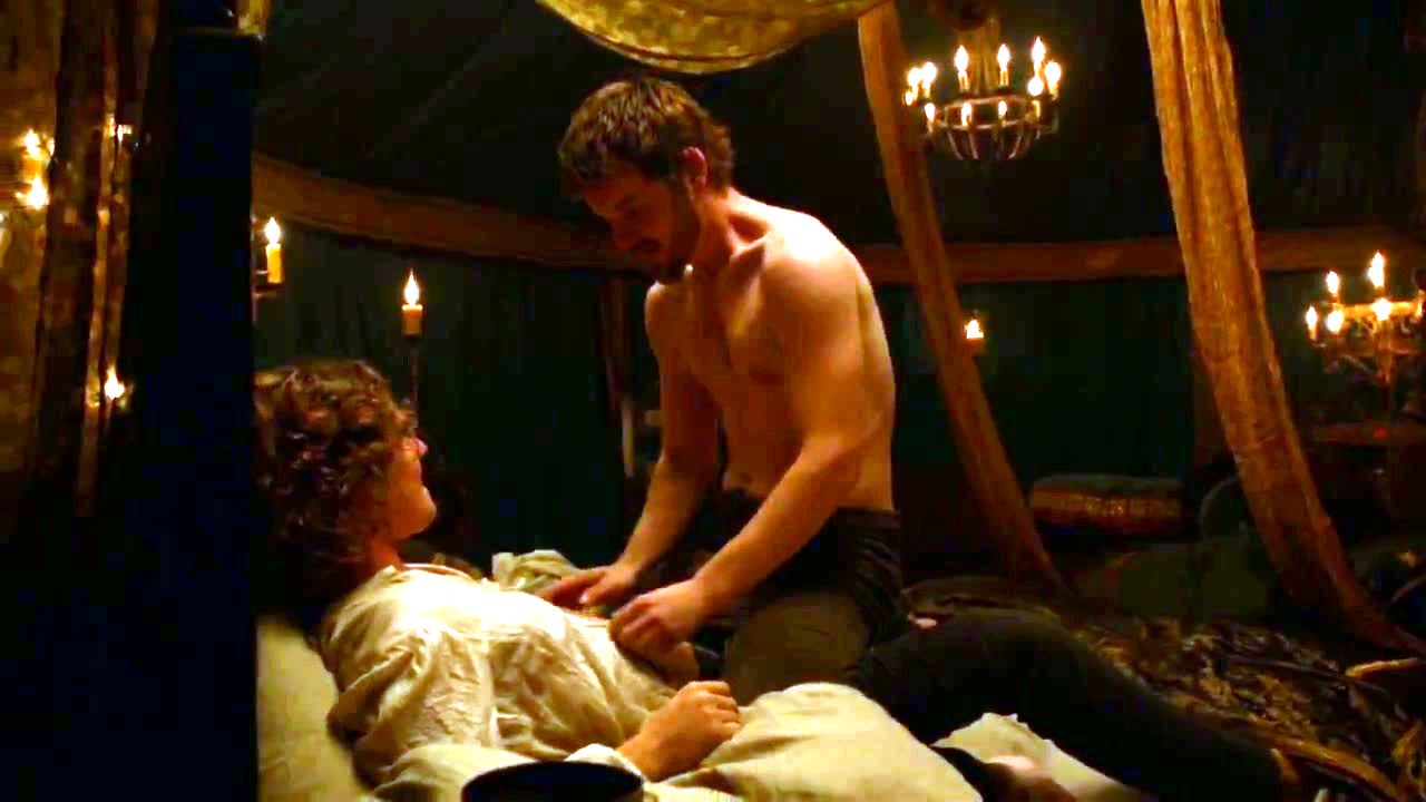 Are there sex scenes in game of thrones books