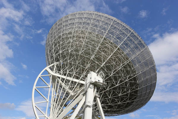 radio telescope - pixabay