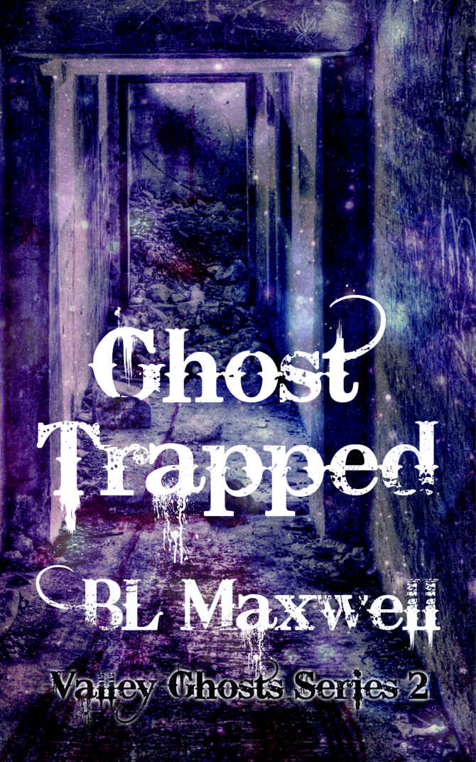 Ghost Trapped - BL Maxwell