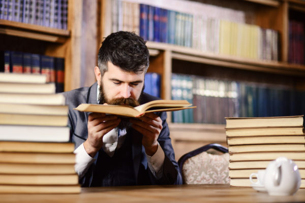 smell the book - deposit photos